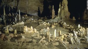 160526121742-neanderthal-cave-6-exlarge-169